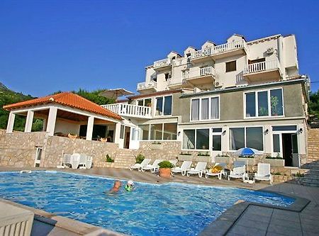 Pansion Arte Zvrko Zvekovica Exterior foto